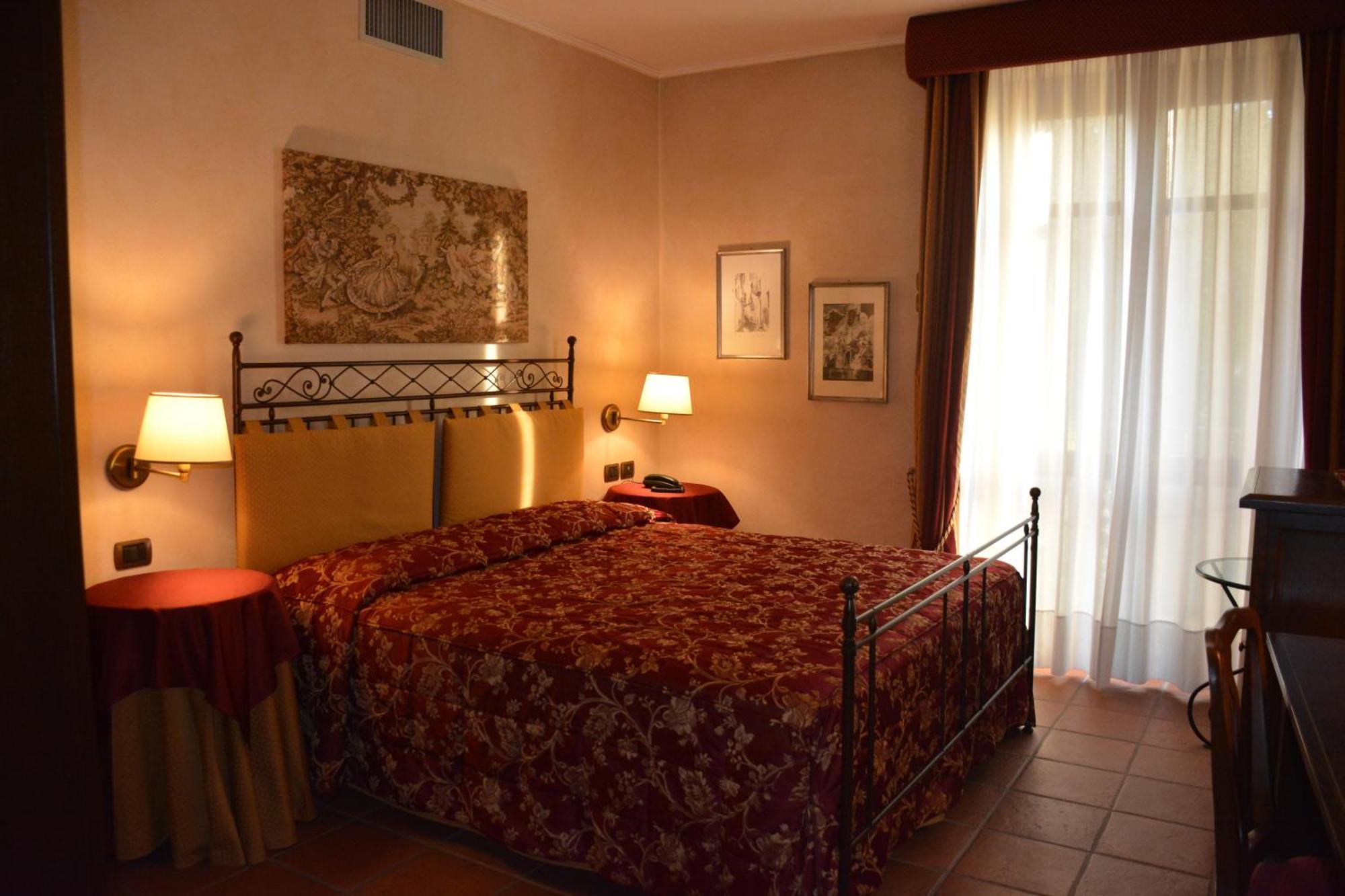 Romantic Hotel Furno San Francesco al Campo Εξωτερικό φωτογραφία