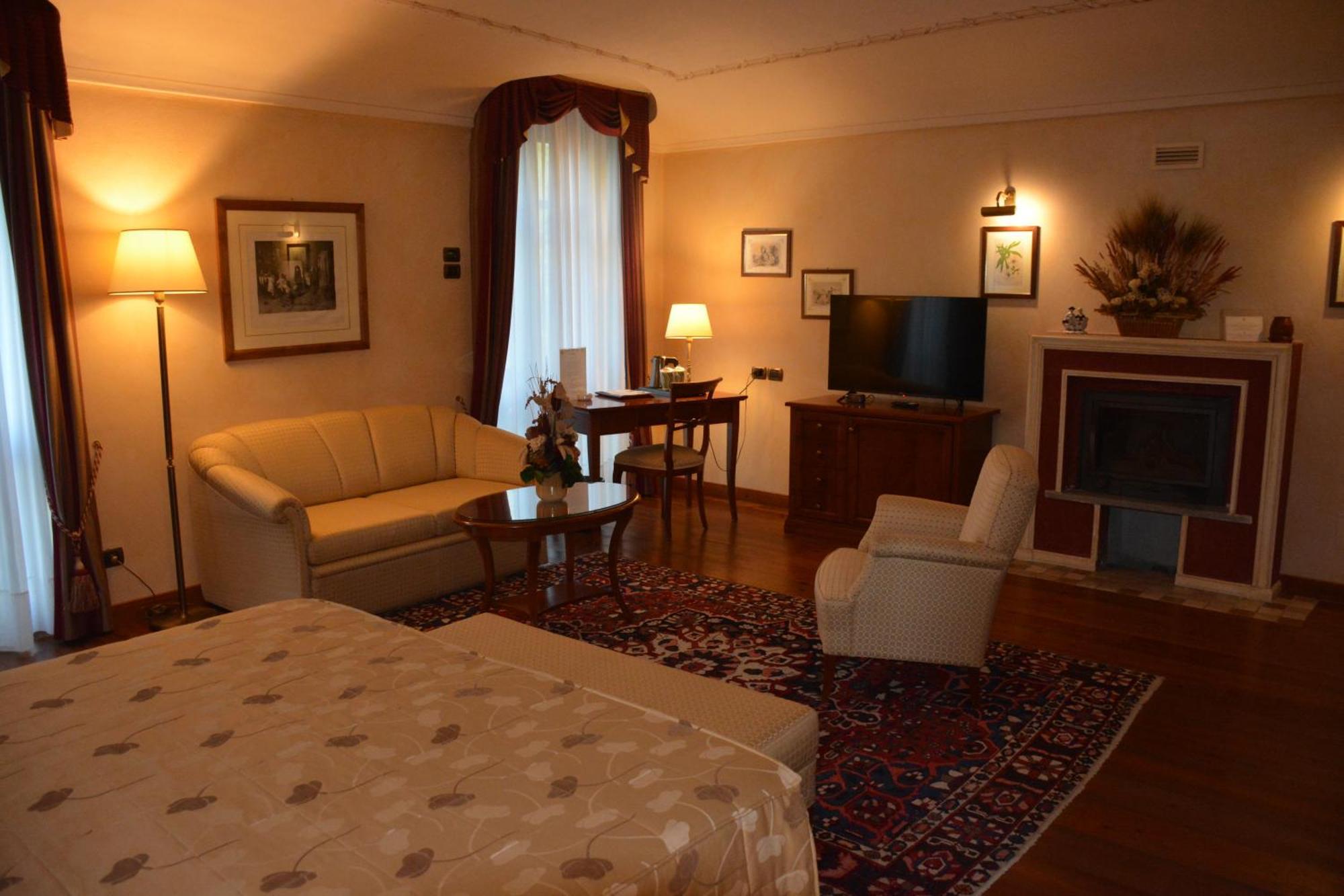 Romantic Hotel Furno San Francesco al Campo Εξωτερικό φωτογραφία